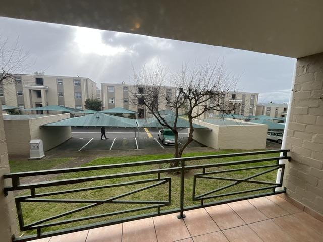 To Let 2 Bedroom Property for Rent in Vredekloof East Western Cape